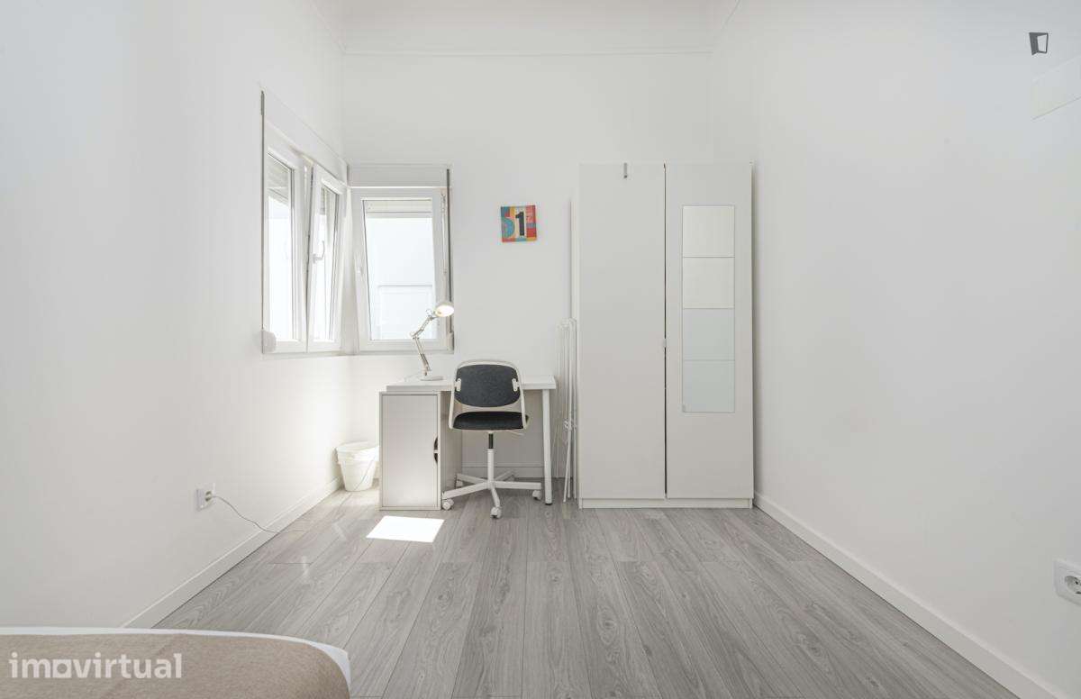 Quarto - localizado em Lapa Lisbon - Grande imagem: 2/20