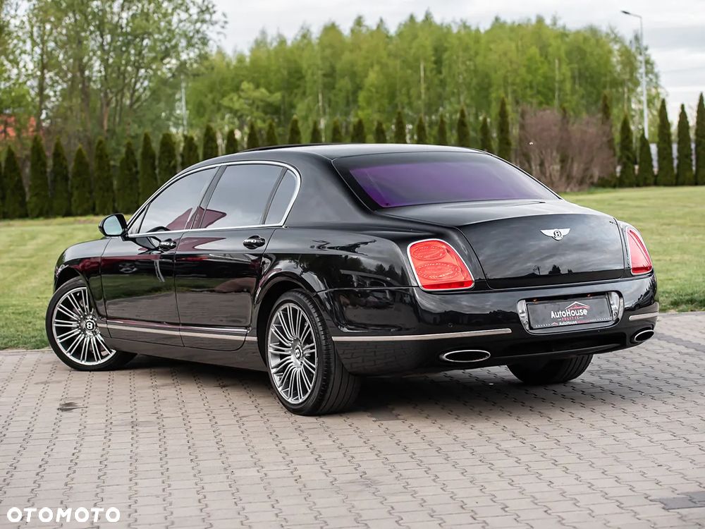 Bentley Flying Spur Mulliner - 8