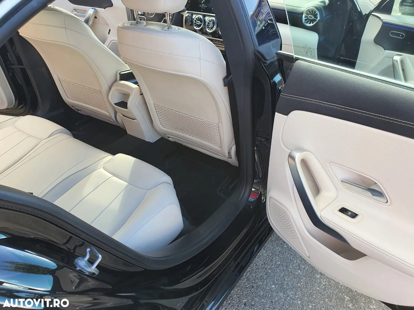 Mercedes-Benz CLA 180 d Coupe - 11