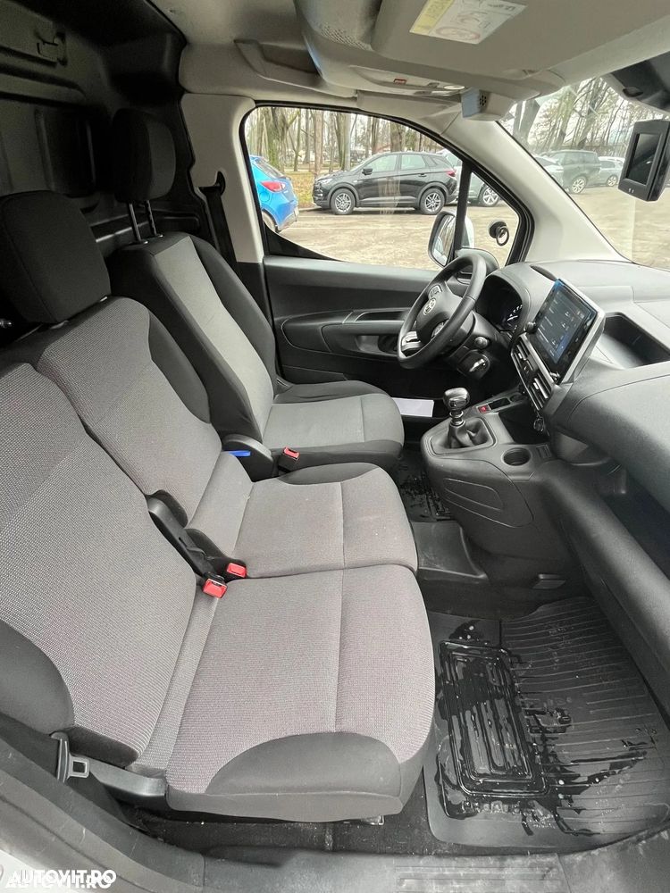 Toyota Proace City - 18