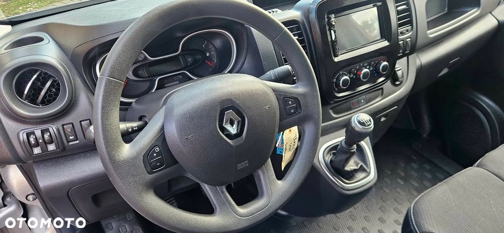 Renault TRAFIC - 10