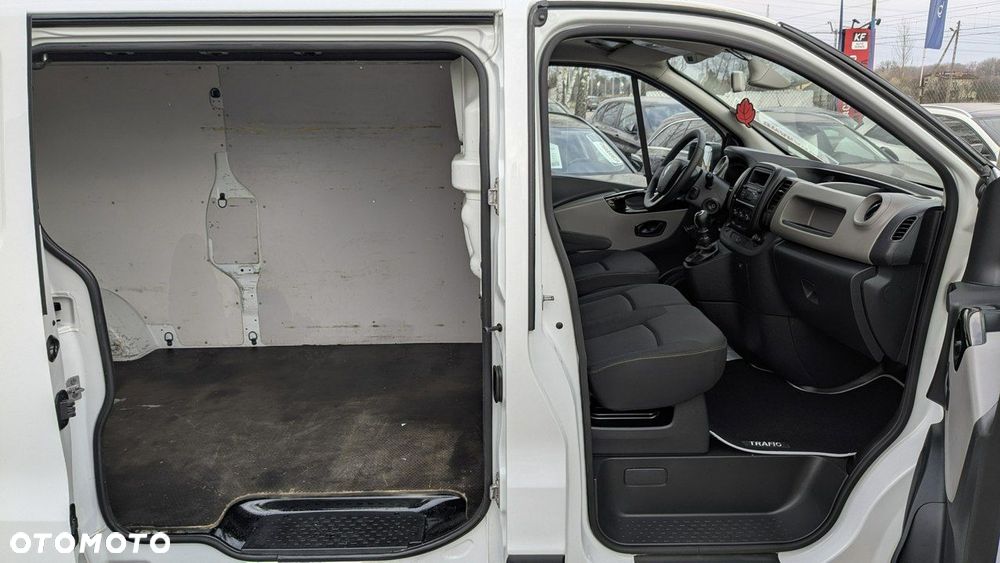 Renault Trafic - 13