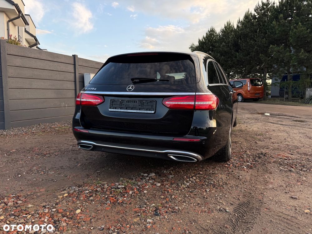 Mercedes-Benz Klasa E 220 d 9G-TRONIC Avantgarde - 14