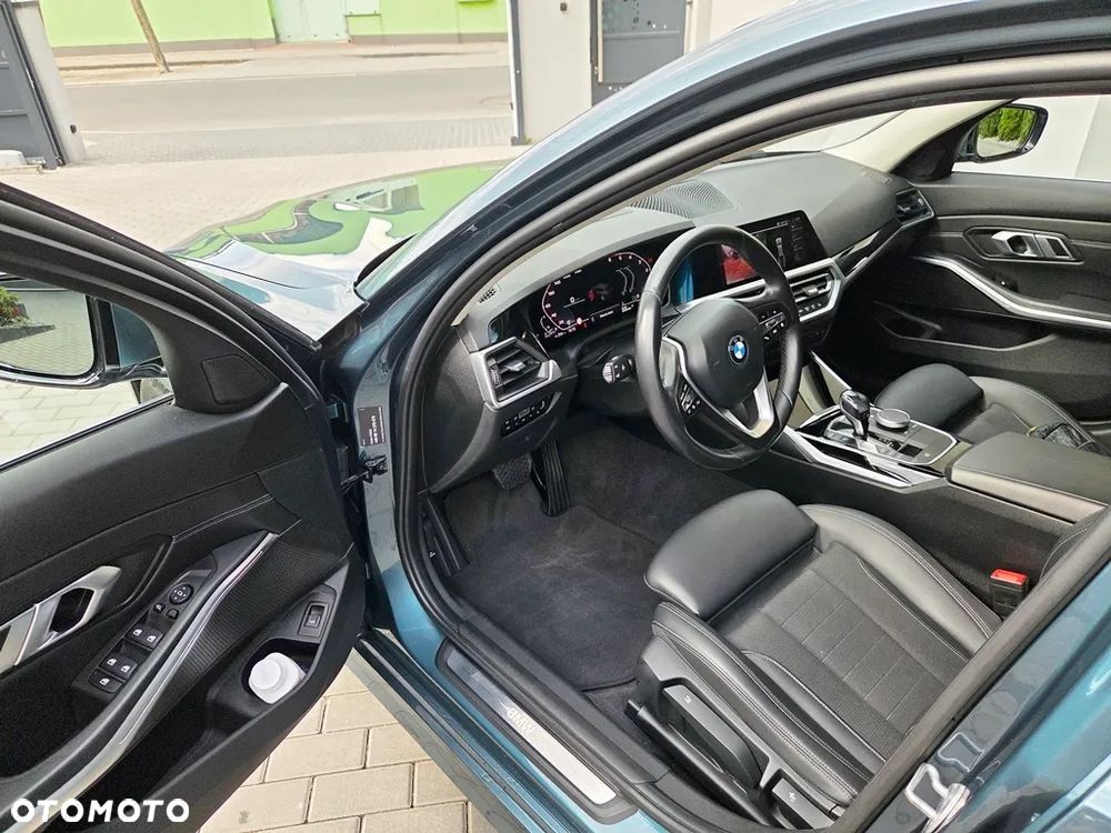 BMW Seria 3 - 15