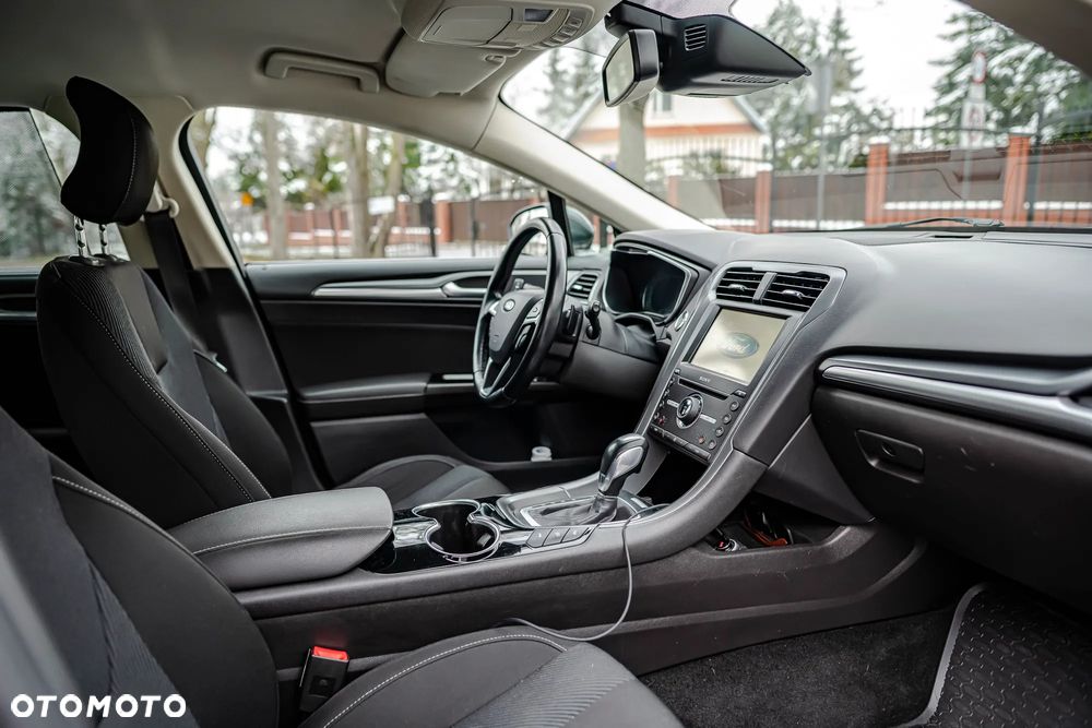 Ford Mondeo 2.0 TDCi STart-Stopp PowerShift-Aut Titanium - 9