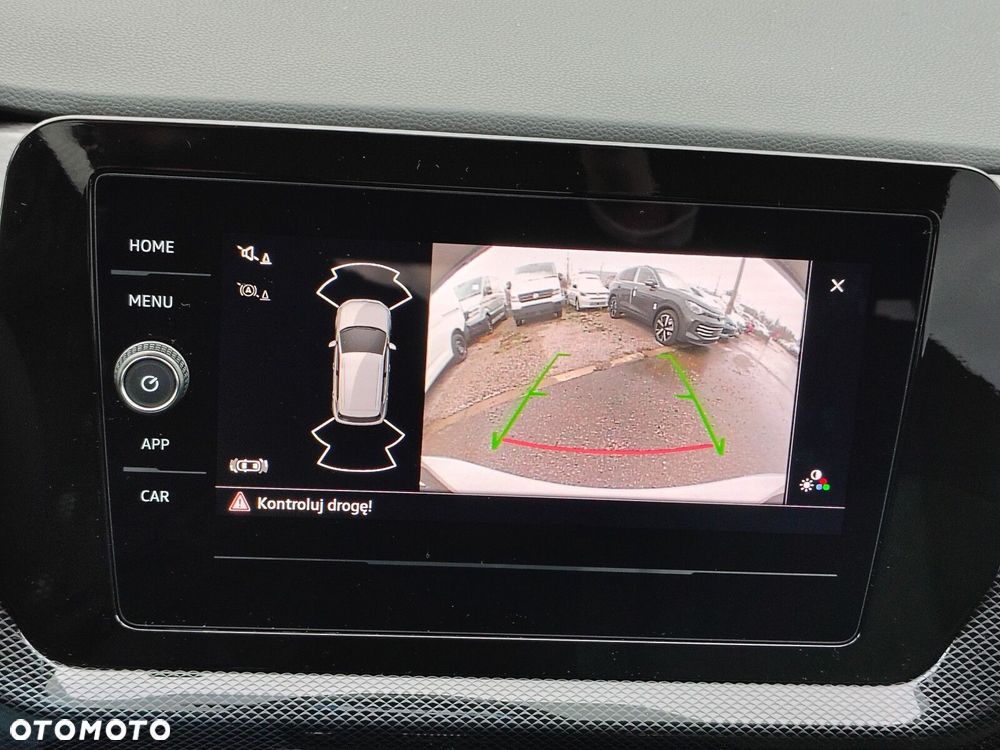 Volkswagen T-Cross - 14