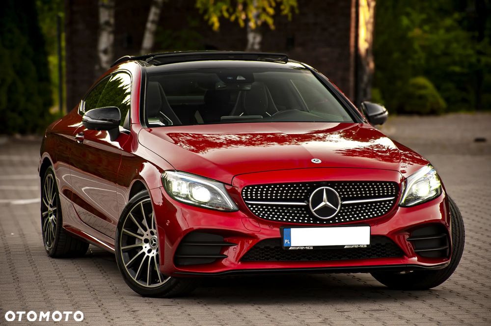 Mercedes-Benz Klasa C 300 d 4Matic 9G-TRONIC AMG Line - 11