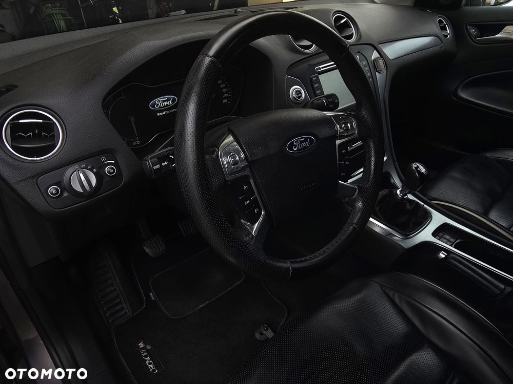 Ford Mondeo - 7