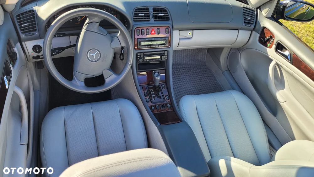 Mercedes-Benz CLK 320 - 8