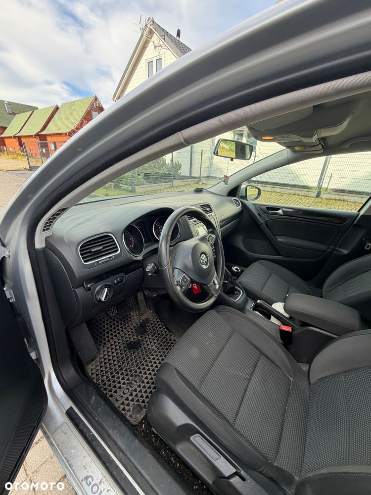 Volkswagen Golf 2.0 TDI Comfortline - 12