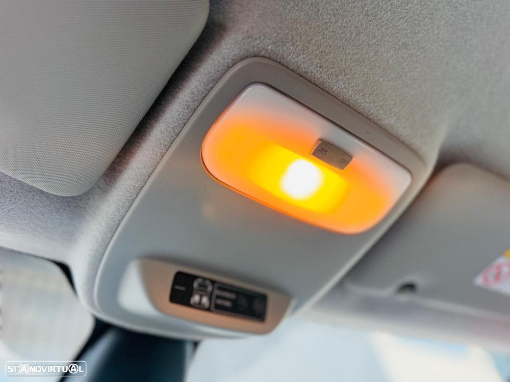 Renault Twingo 1.0 SCe Intens - 32