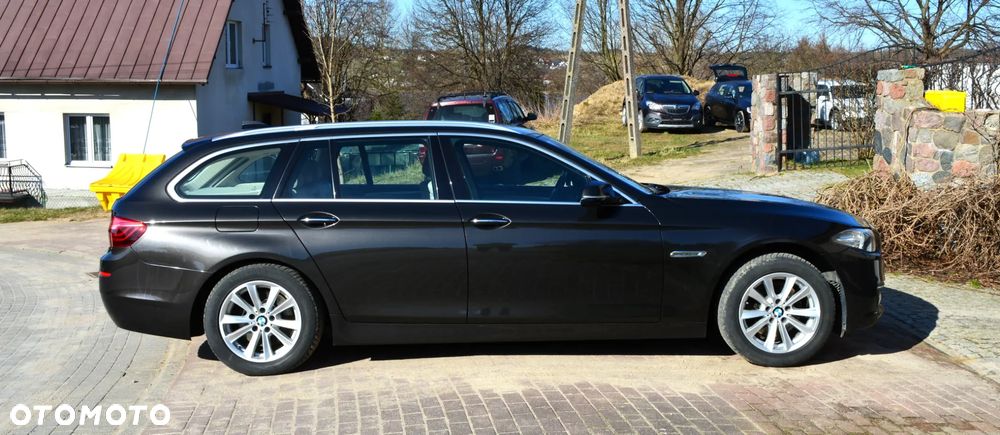 BMW Seria 5 520d xDrive Touring - 14