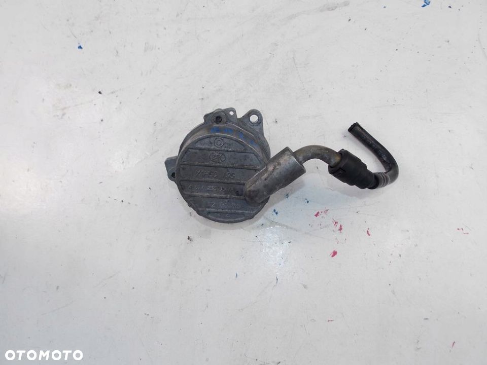 vacum pompa c-klasa 2.2 cdi w203 a6112300065 - 1