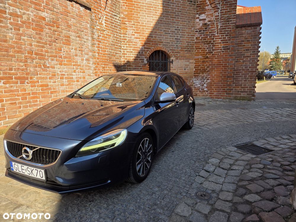 Volvo V40 - 2