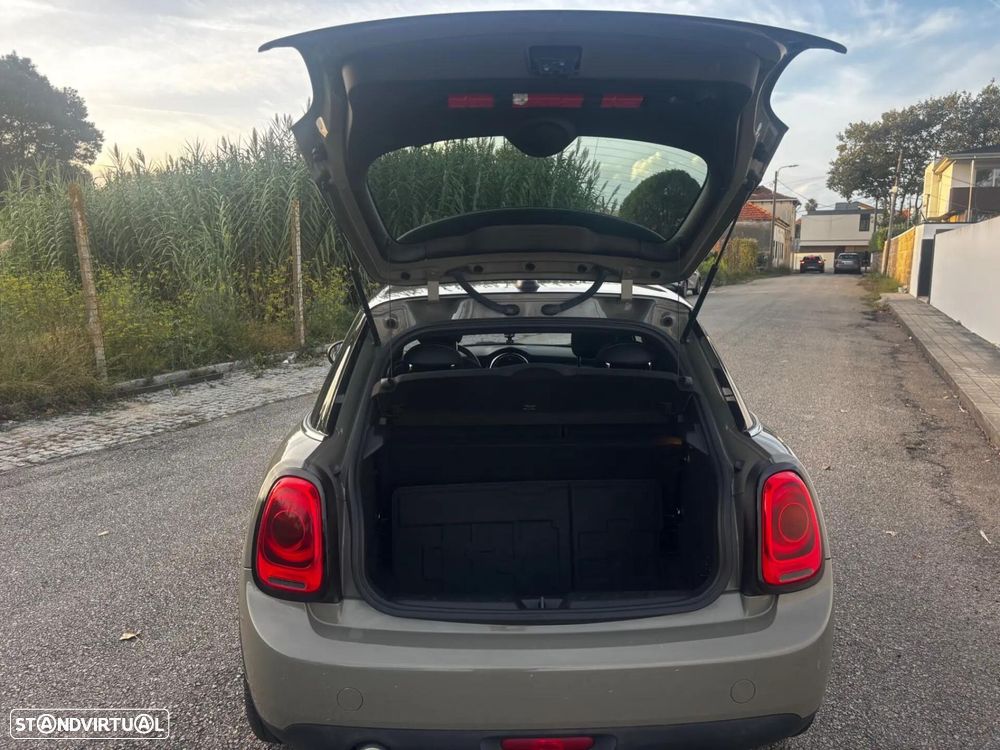 MINI 5 Portas Cooper Premium Yours Auto - 25