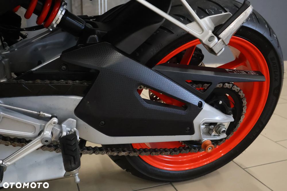 Aprilia Tuono - 27