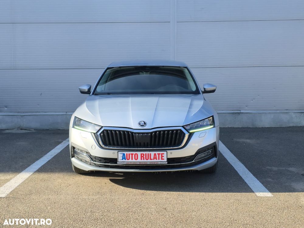Skoda Octavia 2.0 TDI DSG Style - 1