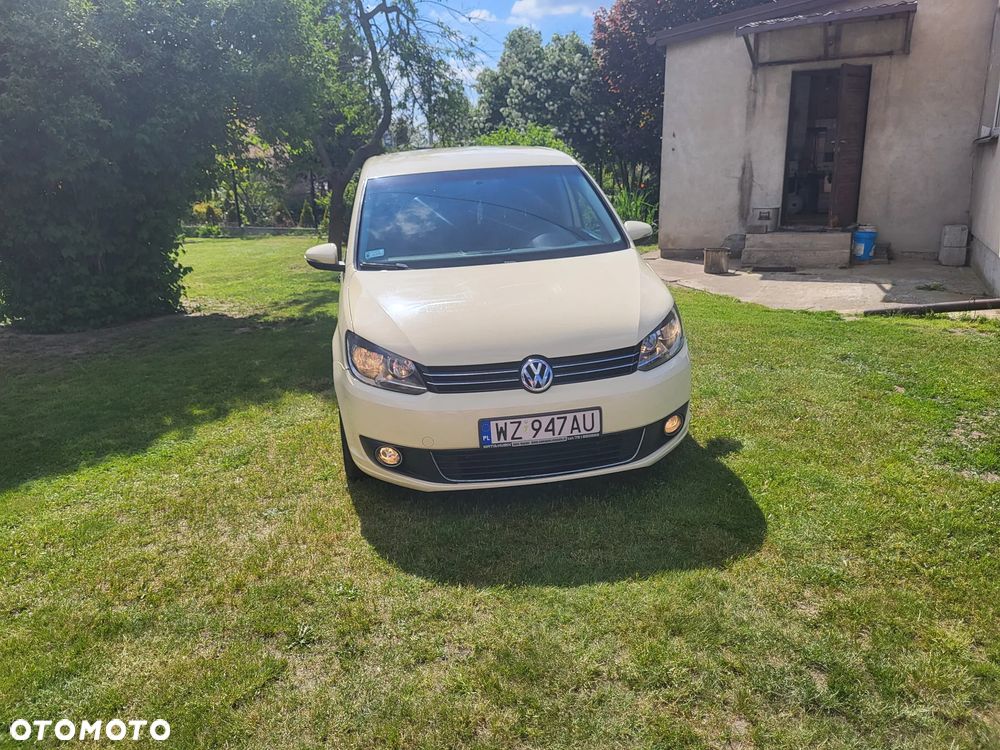 Volkswagen Touran - 1