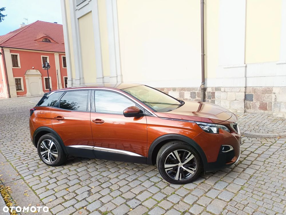 Peugeot 3008 1.2 PureTech Allure S&S - 25