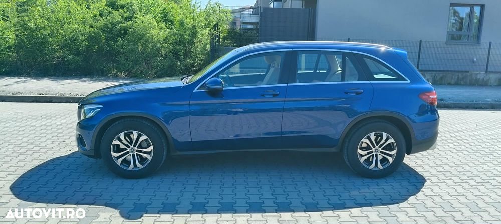 Mercedes-Benz GLC 220 d 4MATIC 9G-TRONIC - 11