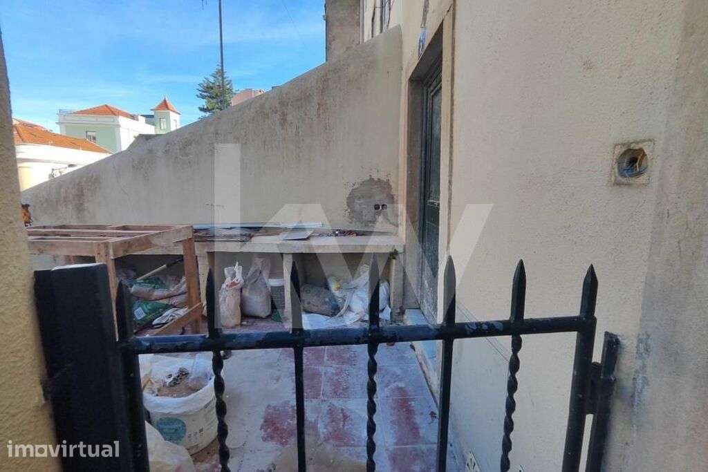 Oportunidade de Investimento: Prédio de 4 Andares na Zona Histórica de - Grande imagem: 2/37