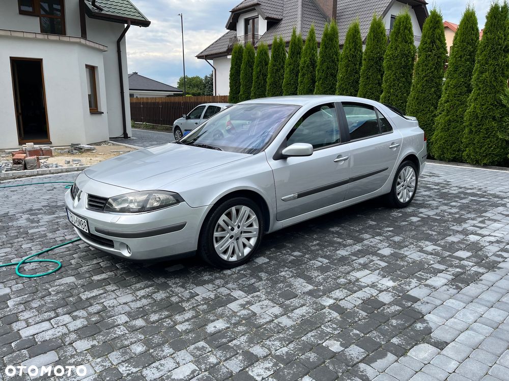 Renault Laguna 1.9 dCi Luxe Dynamique - 1