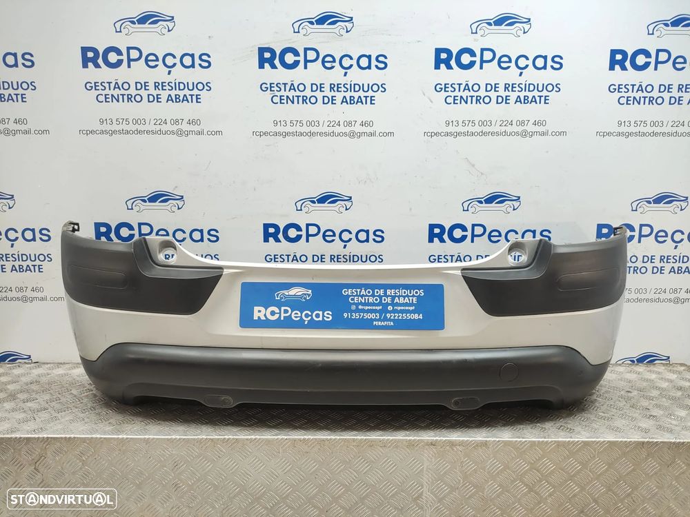 Parachoques trás traseiro original Citroen C4 Cactus Mk1 fase 1 de 2014 a 2017 com sensores de estacionamento - 1