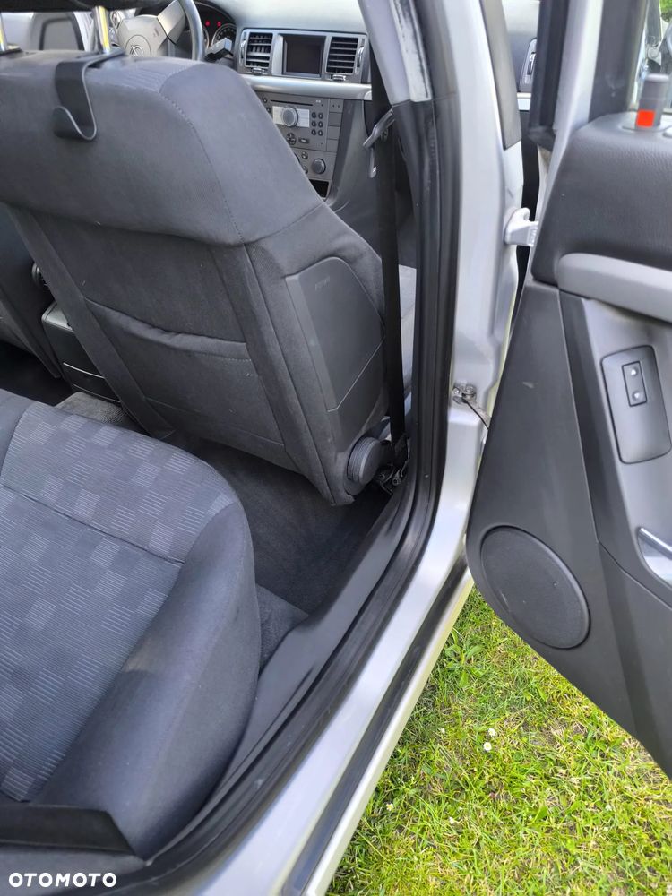 Opel Vectra - 10