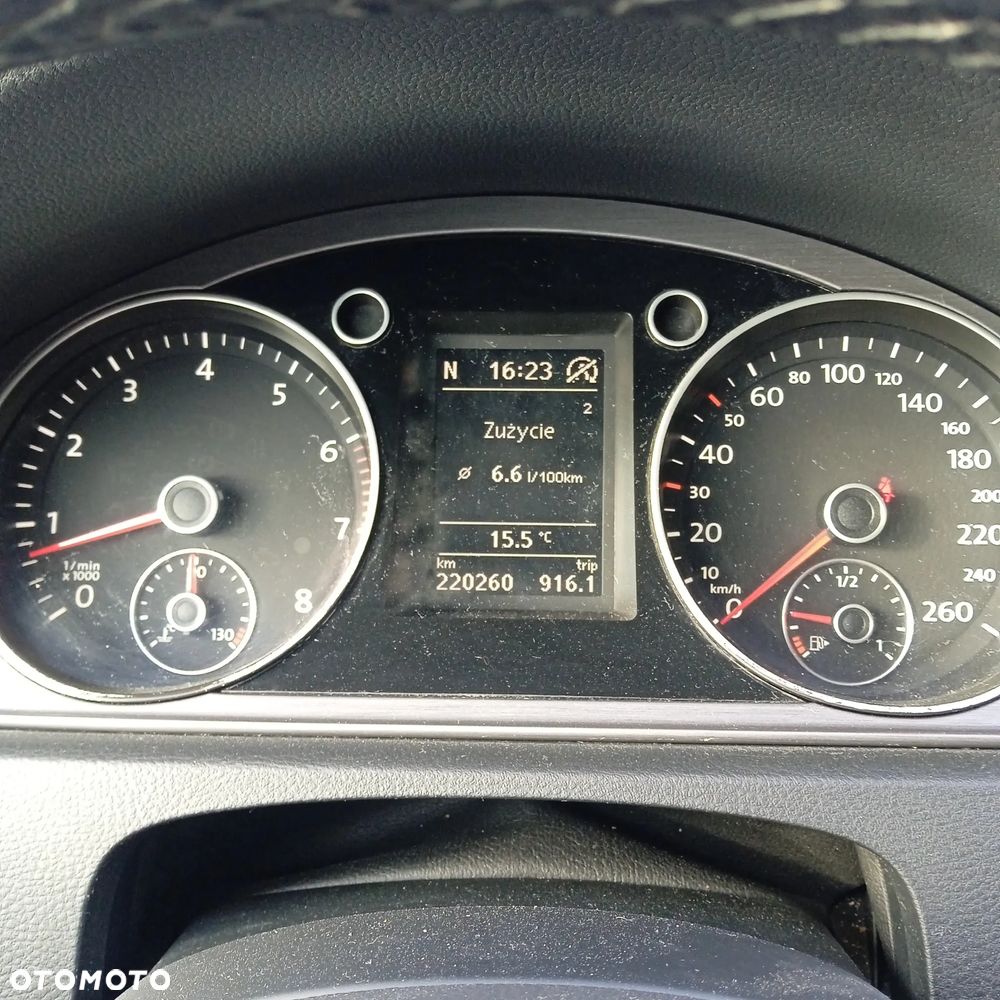 Volkswagen Passat 1.4 TSI BlueMotion Technology Comfortline - 13