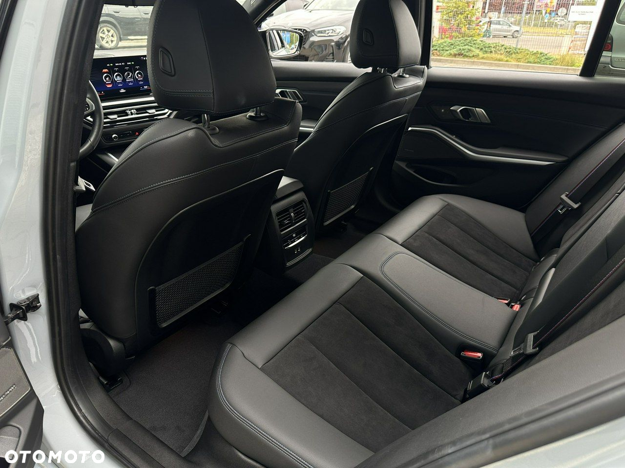 BMW Seria 3 - 27