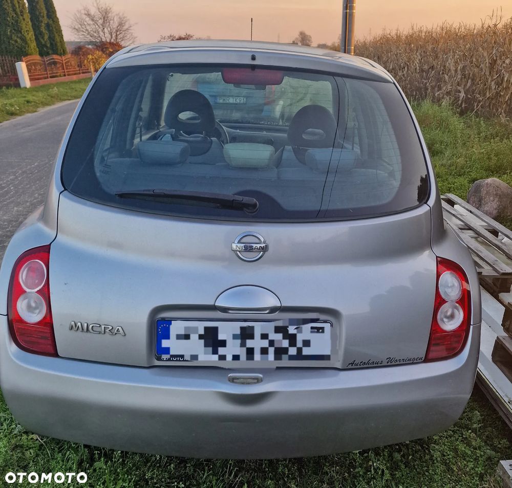 Nissan Micra - 1