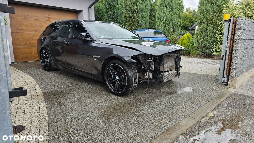 BMW Seria 5 520d xDrive M Sport Edition - 3