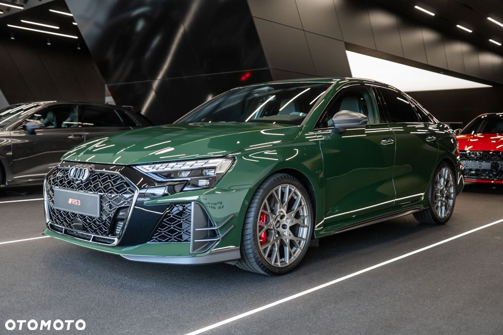 Audi RS3 Limousine - 2