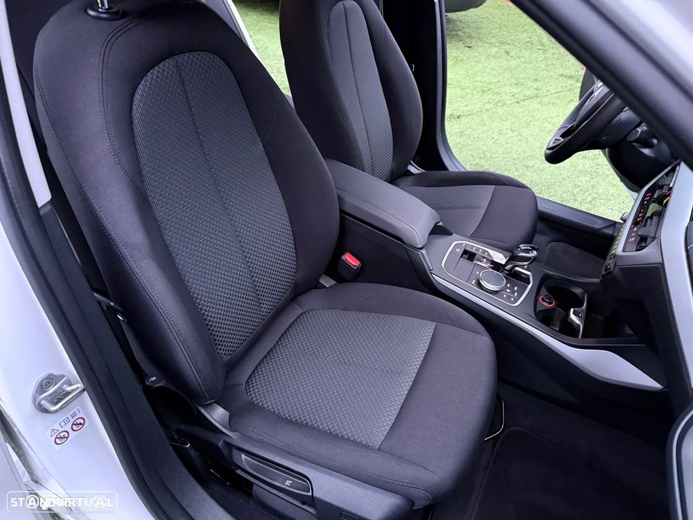 BMW 116 d Advantage Auto - 34