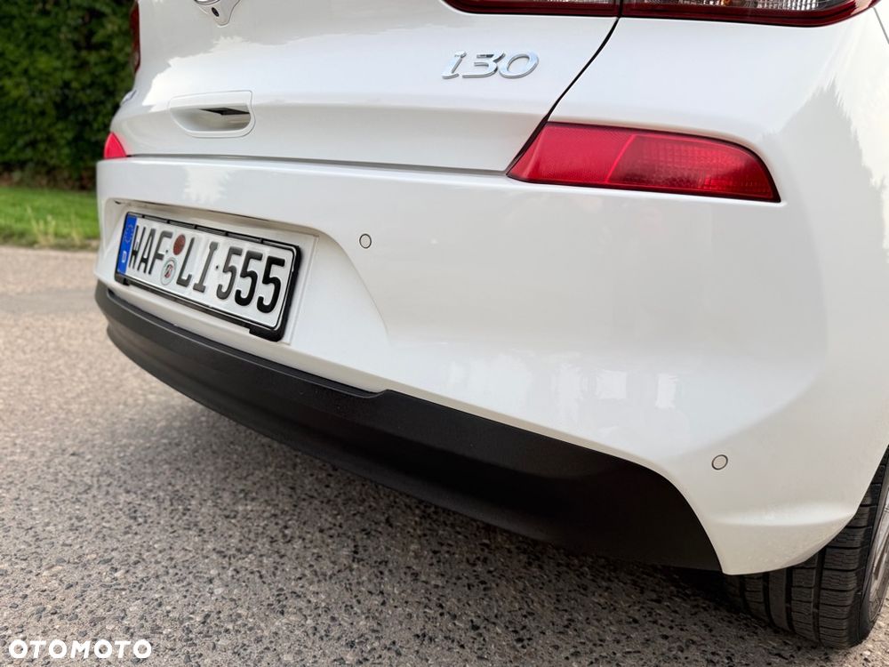 Hyundai i30 1.4 Premium - 18
