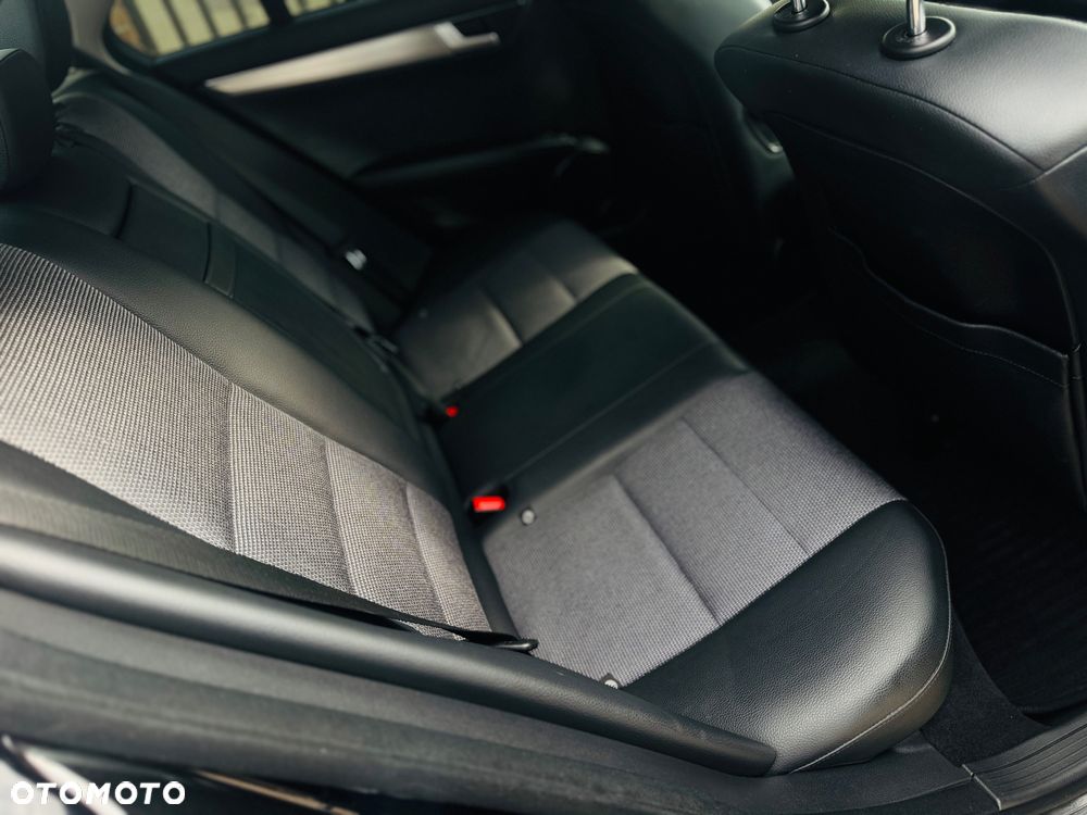 Mercedes-Benz Klasa C 180 Kompressor Automatik Avantgarde - 14
