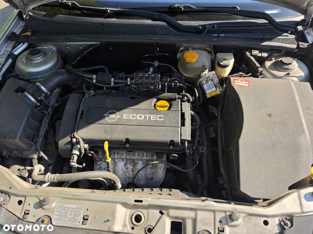 Opel Vectra 1.8 - 14