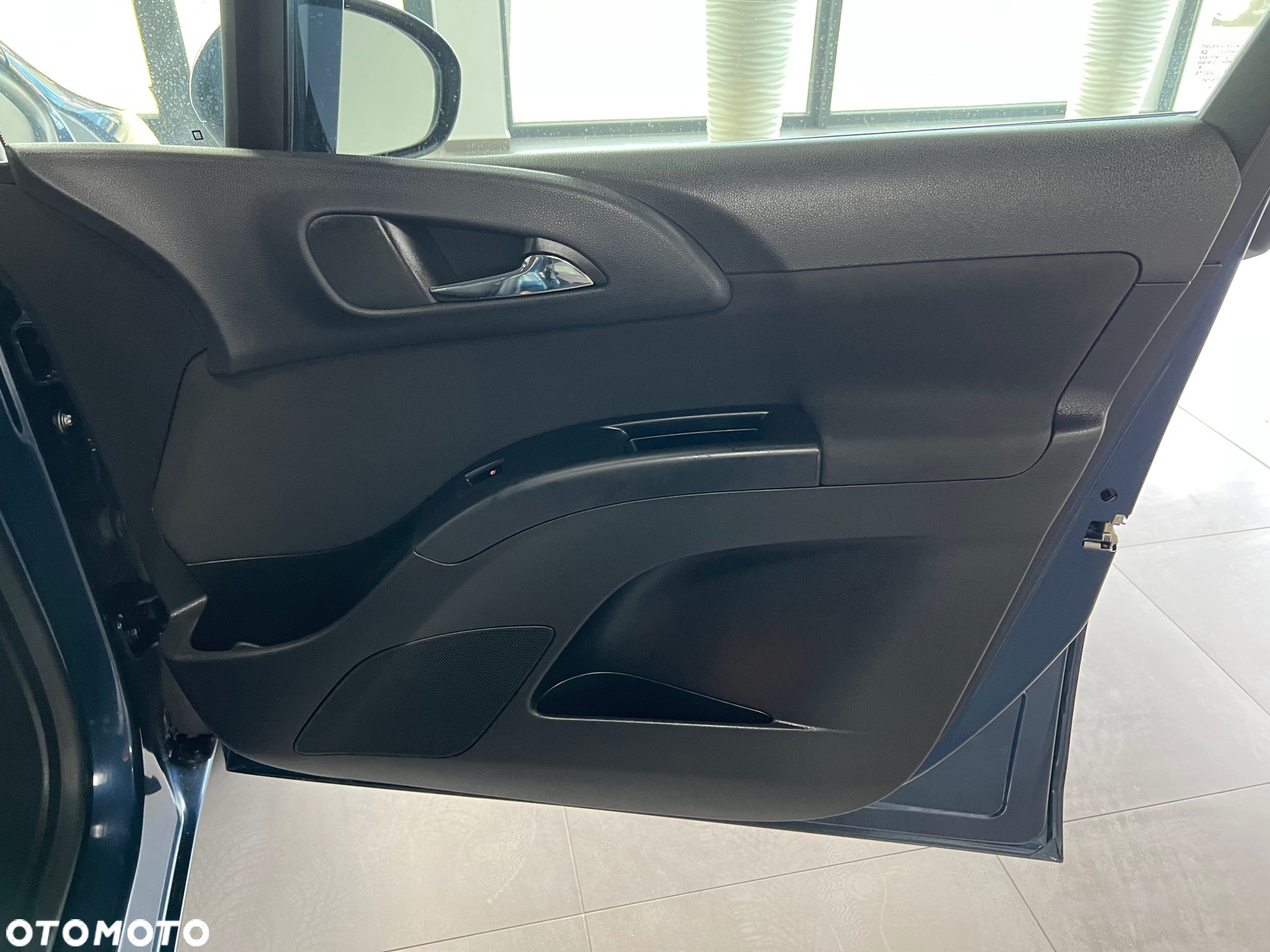 Opel Meriva - 32