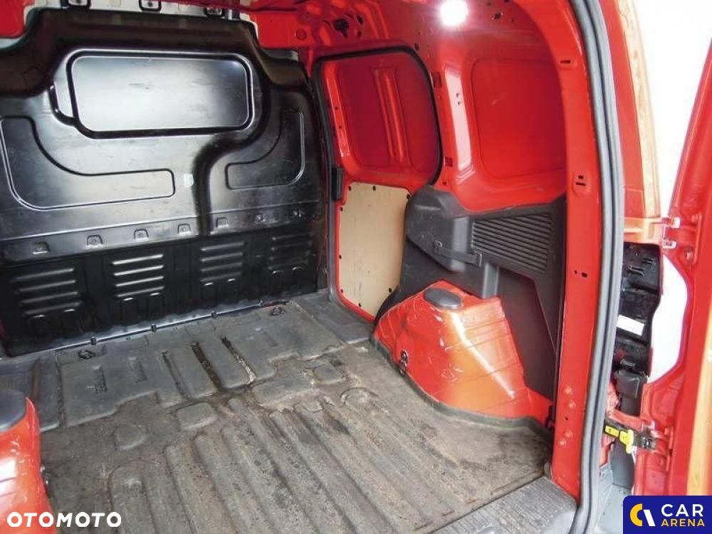Ford Transit - 18