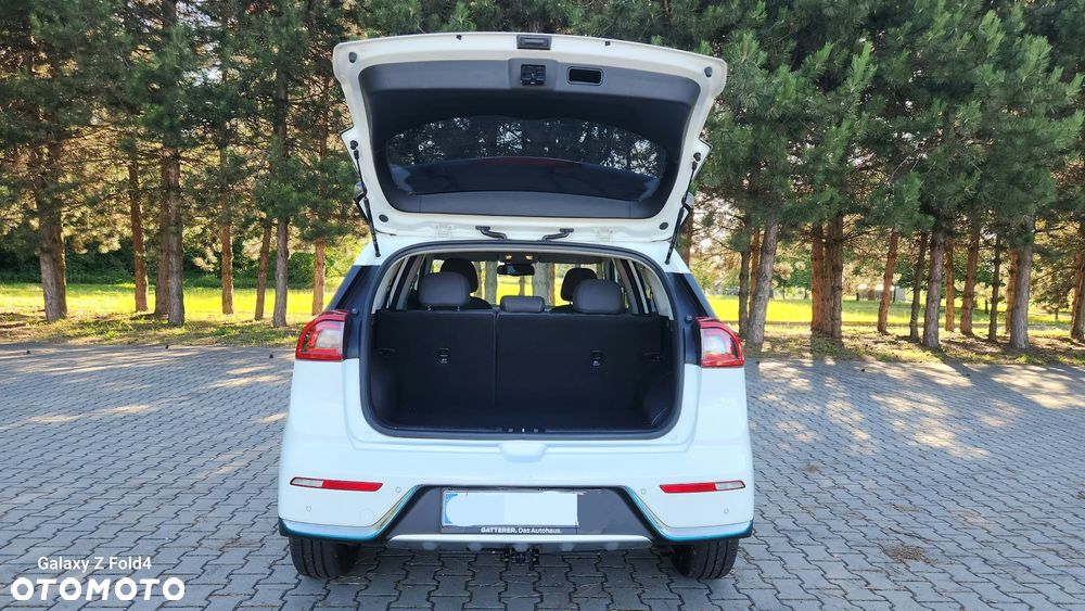 Kia Niro 1.6 GDI Plug-in Hybrid L - 11