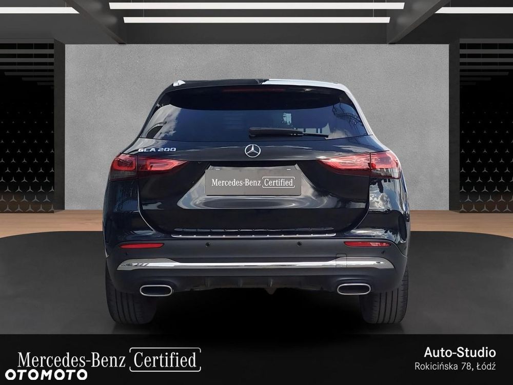 Mercedes-Benz GLA - 6