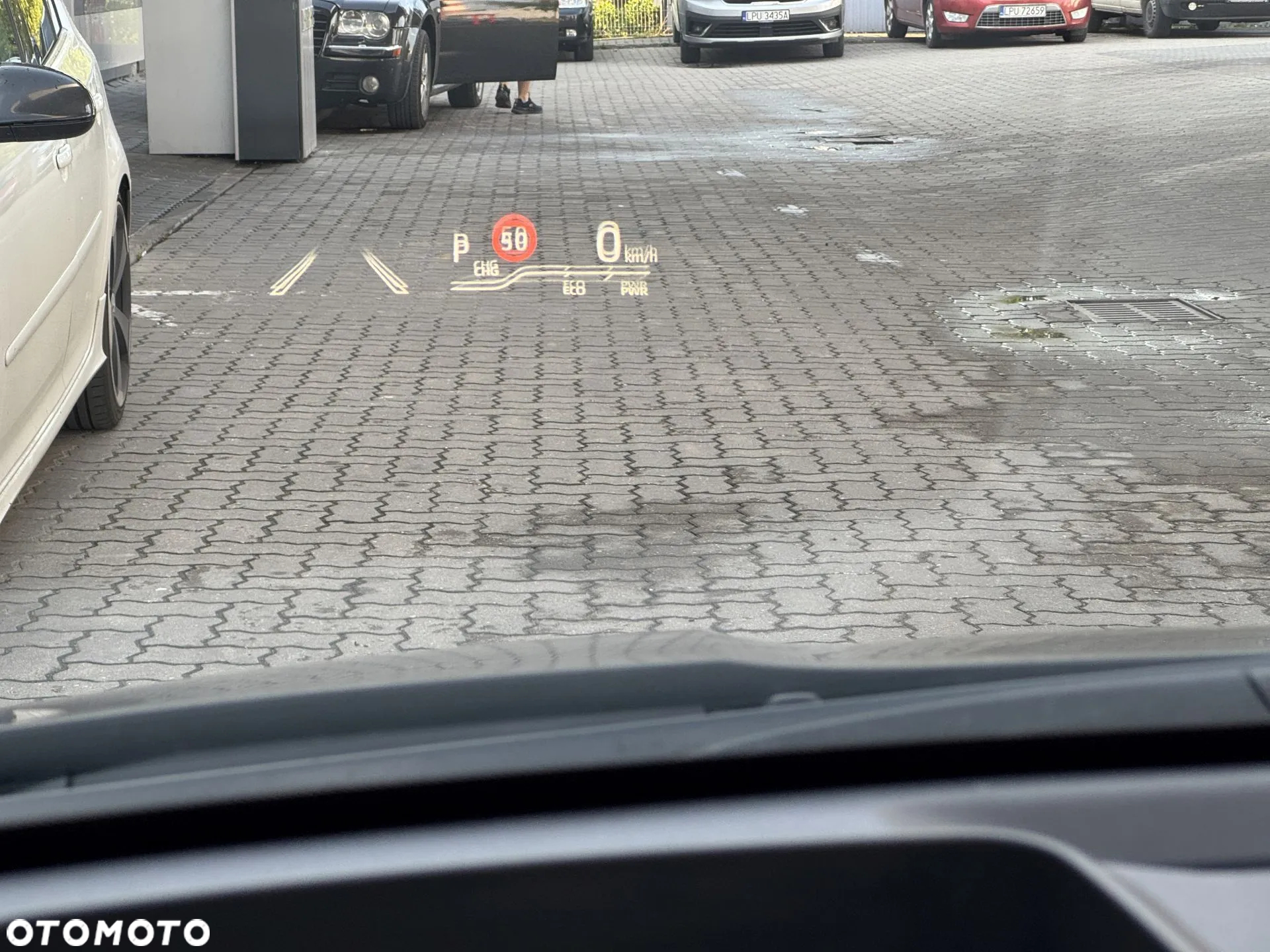 Toyota Yaris Hybrid 116 1.5 VVT-i Black&White - 22