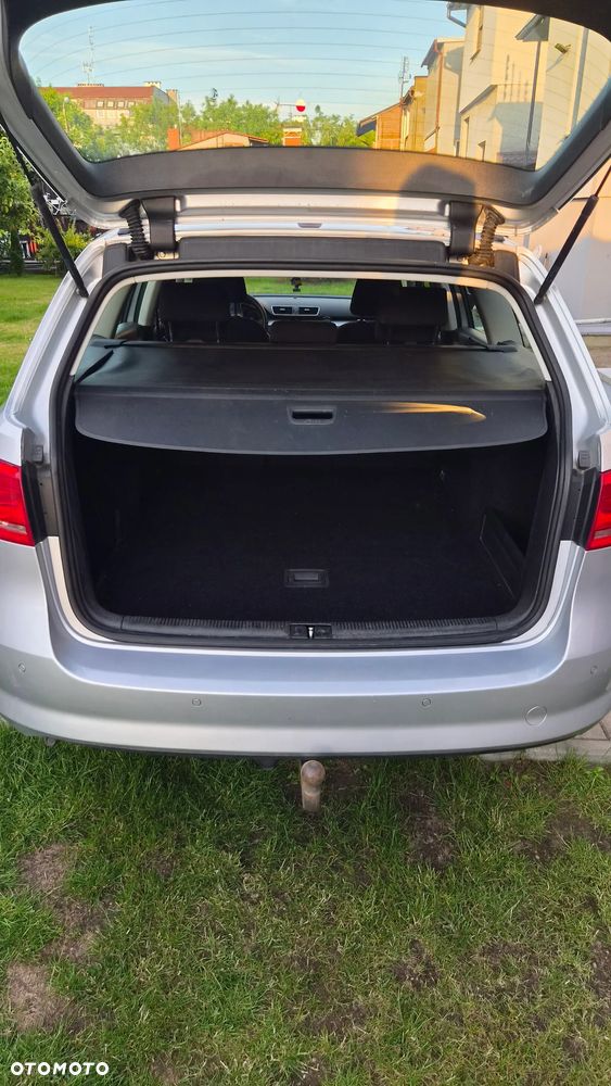 Volkswagen Passat 2.0 TDI 4Motion BlueMotion Technol Business Edition - 17
