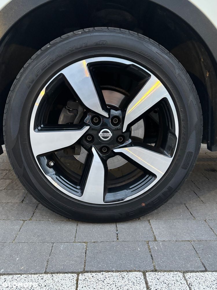 Nissan Qashqai 1.6 dCi 4 x 4 DPF Start/Stop tekna - 29