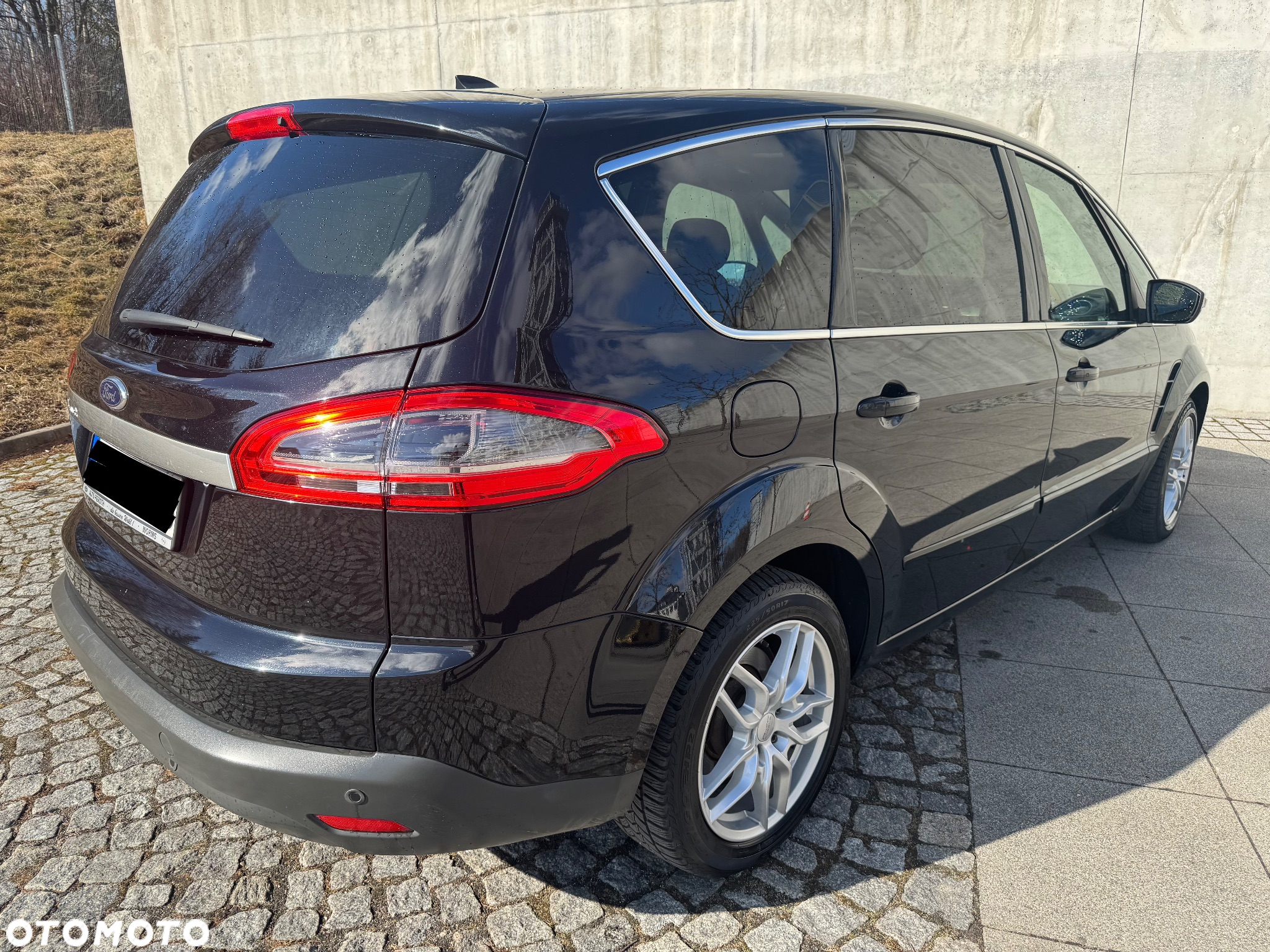 Ford S-Max 2.0 TDCi DPF Titanium X - 13