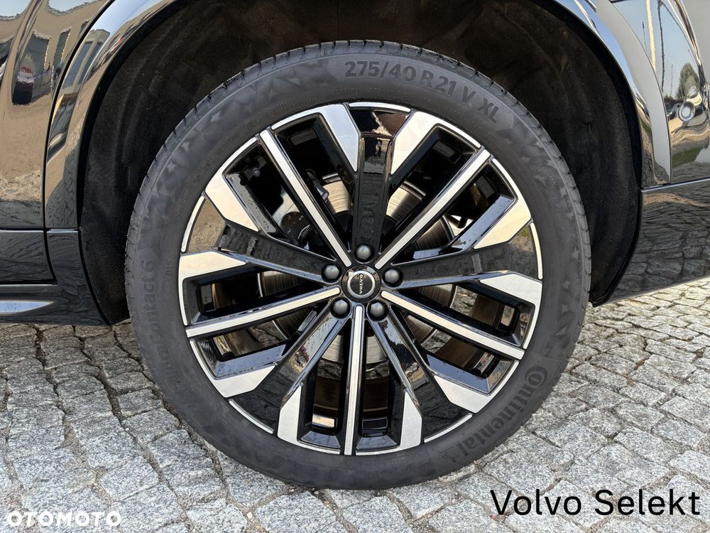Volvo XC 90 - 9