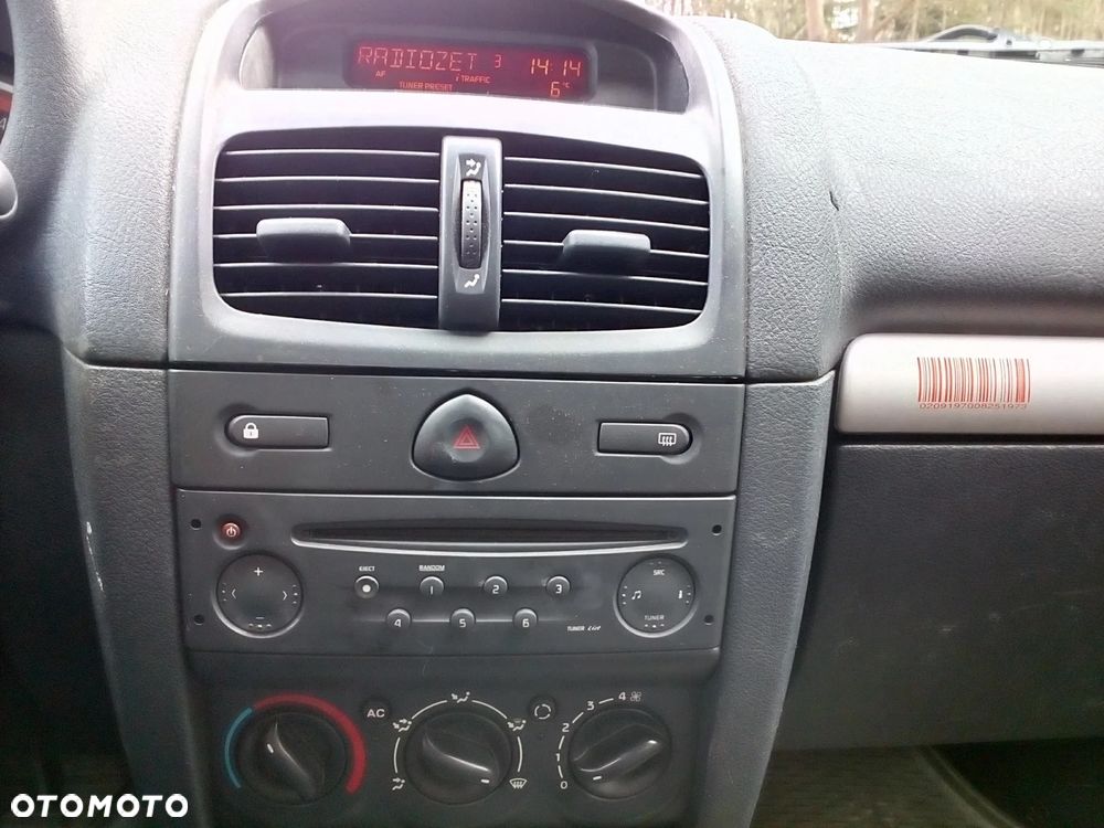 Renault Clio 1.5 dCi Privilege - 1