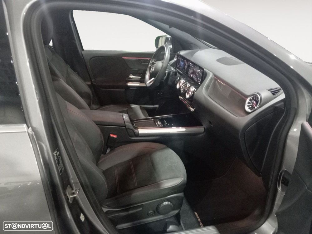 Mercedes-Benz GLA 250 e - 15