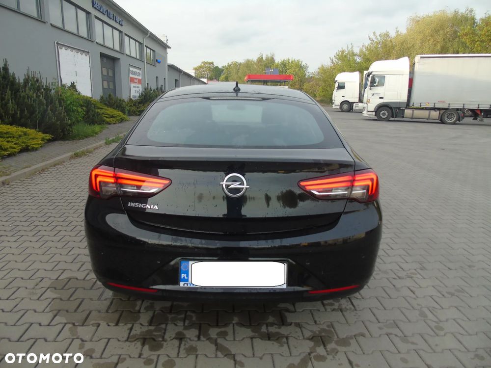 Opel Insignia - 18