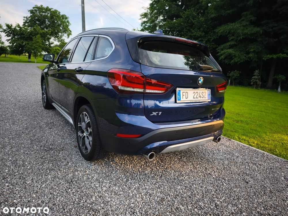 BMW X1 sDrive18d Business Edition sport - 14